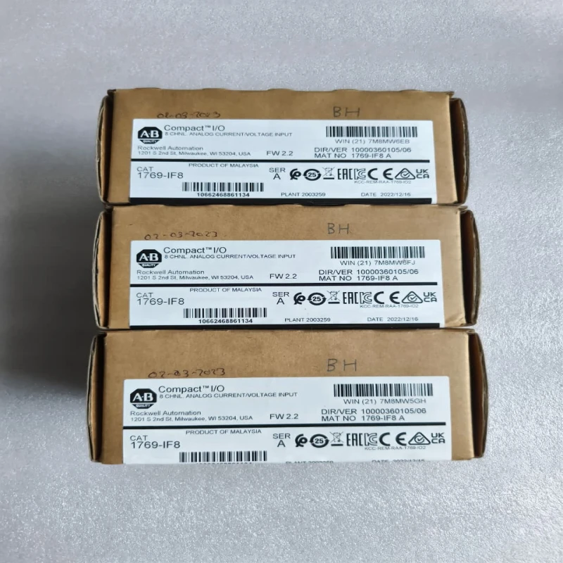 Allen-Bradley 1746-OB16 SLC 500 16-Point 24V DC Source Output Module thumbnail 6967